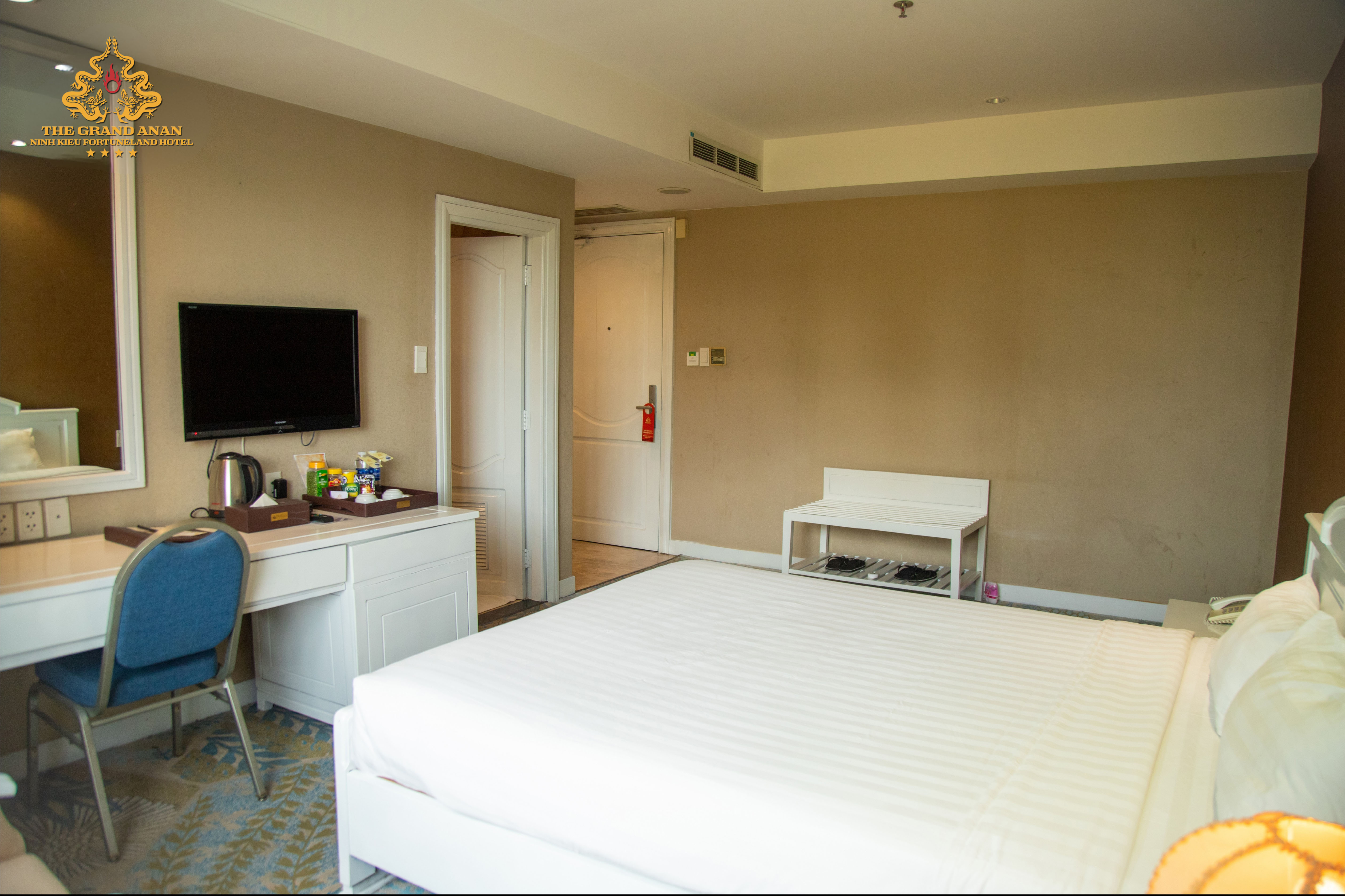 Phòng SUP DOUBLE tại khách sạn Ninh Kieu Fortuneland Hotel